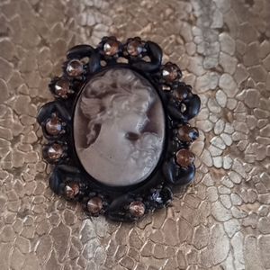 Vintage broach